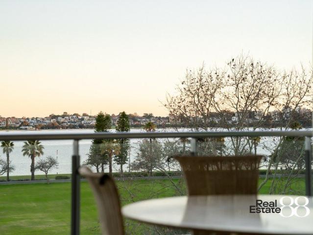 Luxury, Light & Lifestyle on the Swan River