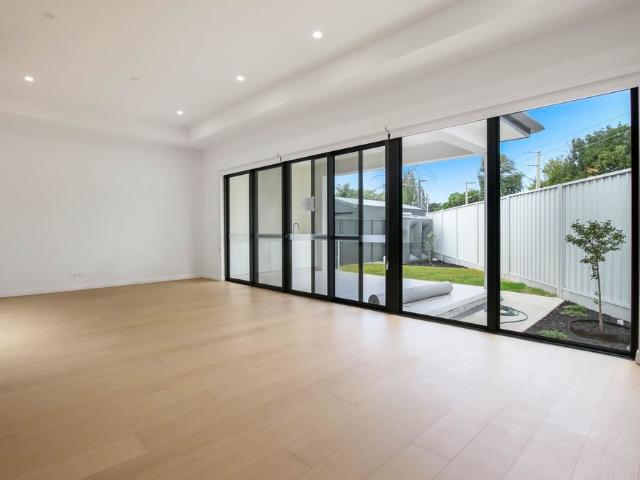 Luxury, Light & Lifestyle in Sought After Black Forest