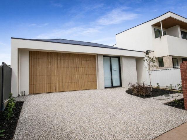 Luxury, Light & Lifestyle in Sought After Black Forest