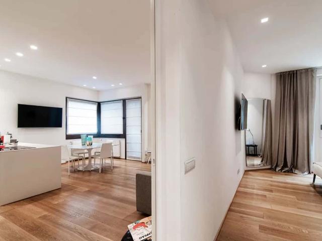 LUXURY LUNGO LARIO