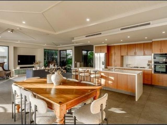 LUXURY MODERN NORTH FACING WATERFRONT HOME WITH PANORAMIC WATER VIEWS