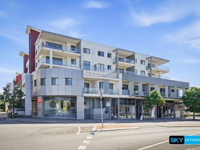 Luxury & Modern Apartment in Prime Kellyville Ridge Location Opposite Shops, Cafes & T Way