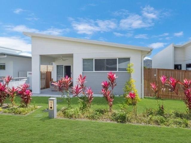 Luxurious Three Bedroom Home in Oonoonba
