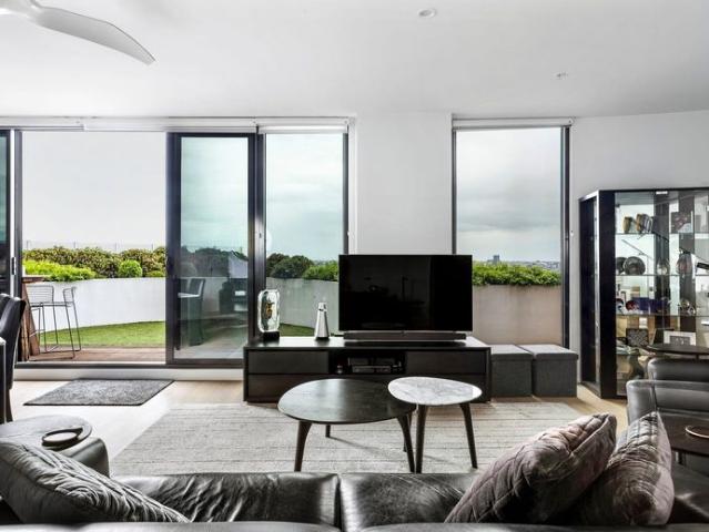 Luxury Meets Functionality: A Custom Designed Penthouse Awaits You