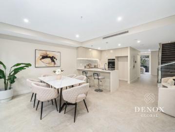Luxury Multi Level Townhouse with Private Lift in Boutique Pymble location