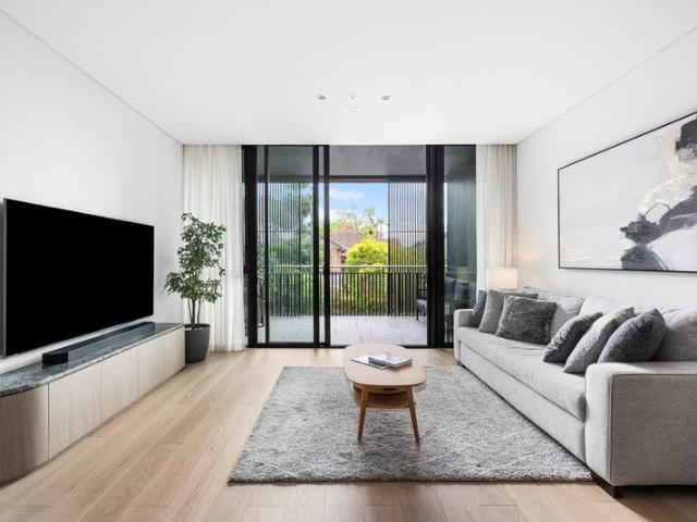 Luxury North Facing Mirvac Apartment