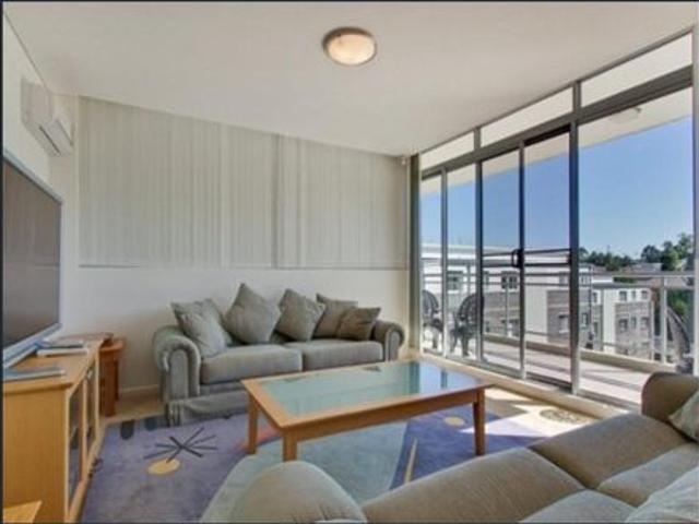 Luxury North Facing Spacious Apartment