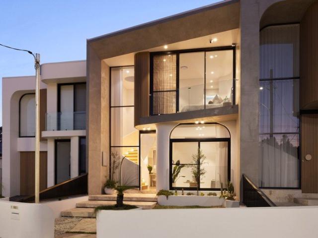 Luxury new Torrens title home on the Dulwich Hill/Marrickville border, steps to Cooks River Parklands