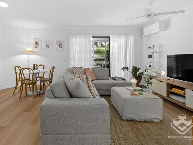 Luxury Newstead Living – Executive 2 Bedroom Apartment with Pool