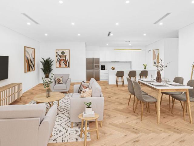 Luxury Near NEW Architect designed 4 Bedder House