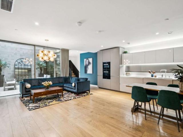 Luxury Soho living with a private terrace and premium amenities