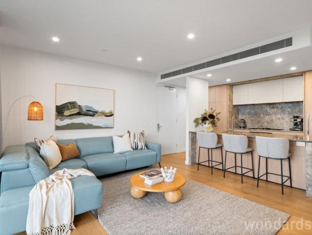 Luxury Scale, Level 3 Elevation & Breathtaking City Views