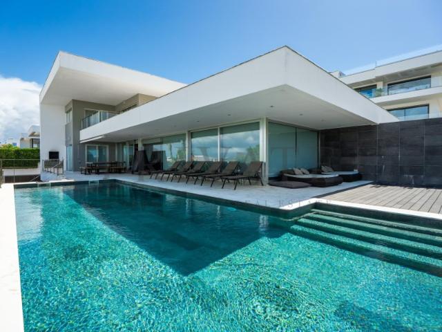 Luxury Sea View Villa in the Heart of Ferragudo