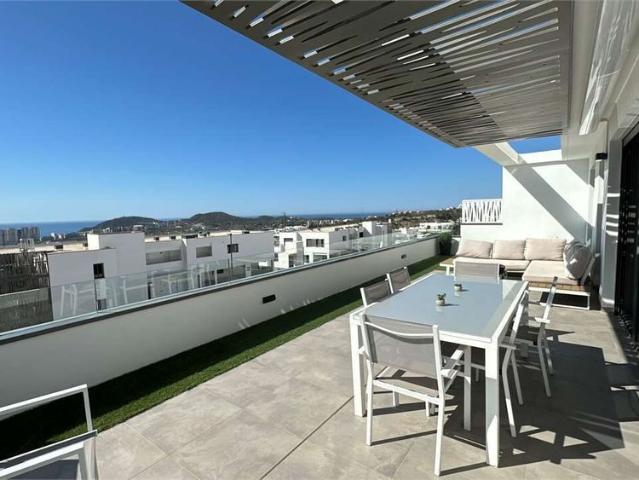 Luxury Seascape Apartment: Vista Mozzafiato, Piscina & Relax