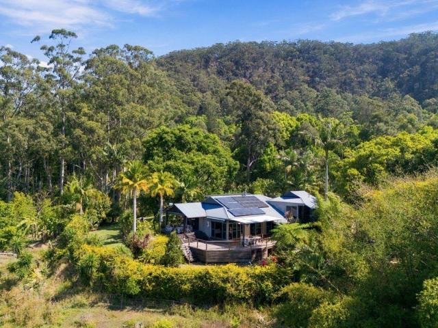 Luxury Secluded Rainforest Retreat