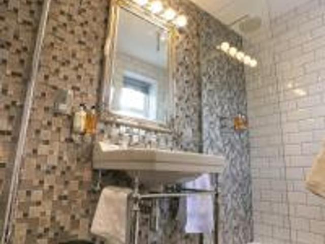 Luxury self contained apartment Has a Place