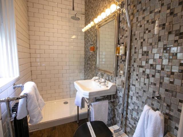 Luxury self contained apartment Has an Apartment