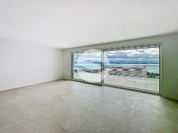 Luxury semi detached villa – 6.5 rooms – Panoramic view of the lake