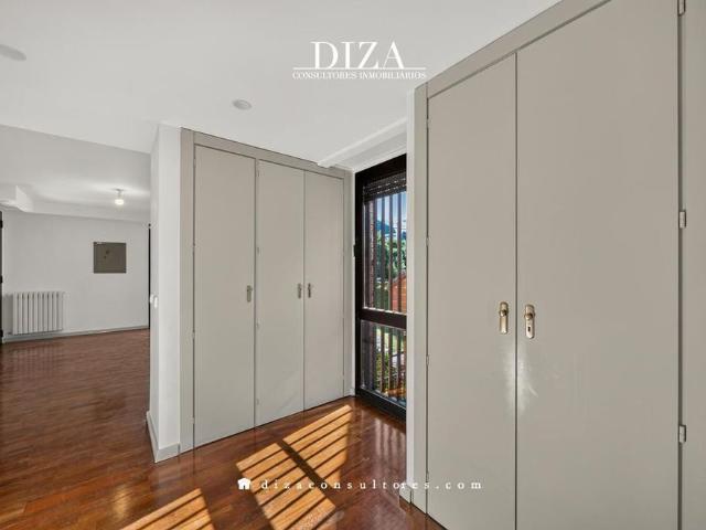 Luxury Semidetached House for rent in Madrid, Autonomous Region of Madrid