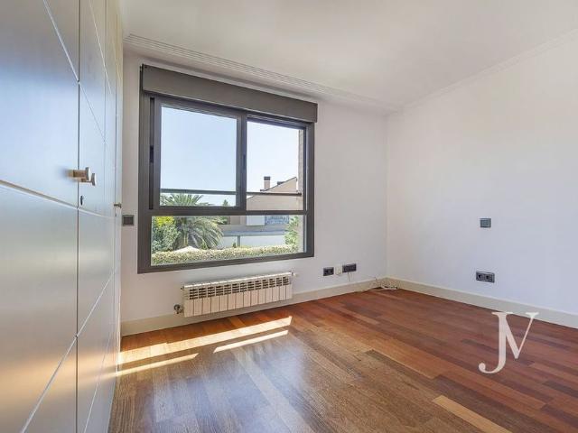 Luxury Semidetached House for rent in Madrid, Autonomous Region of Madrid
