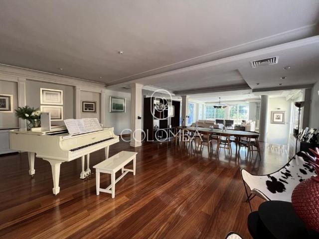 Luxury Semidetached House for rent in Madrid, Autonomous Region of Madrid
