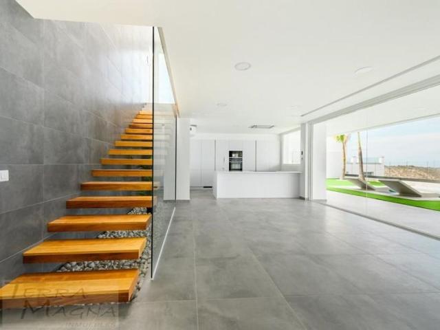 Luxury Semidetached House for rent in Adeje, Canary Islands