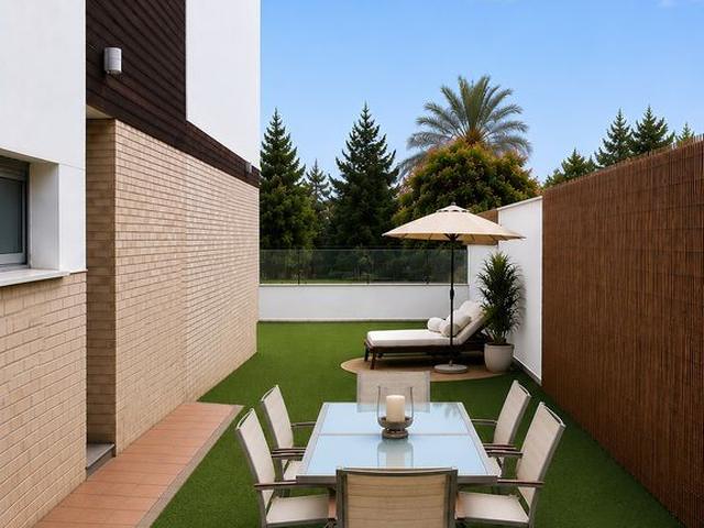 Luxury Semidetached House for rent in Alcalá de Guadaira, Spain