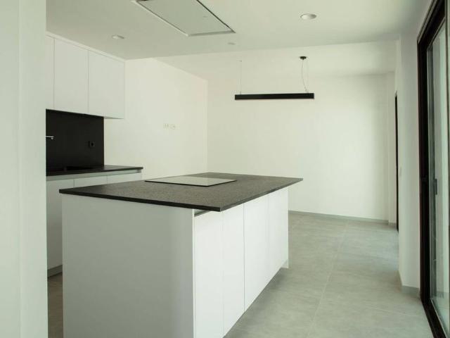 Luxury Semidetached House for rent in Rocafort, Valencia