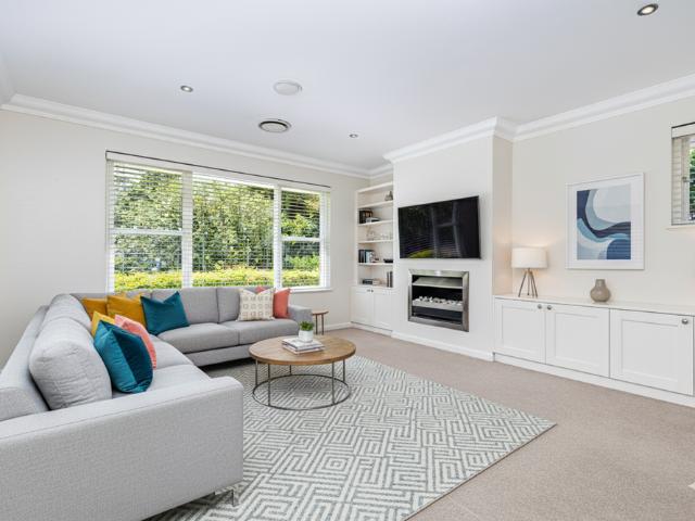 Luxury Single Level Living with Pool Maintenance Included