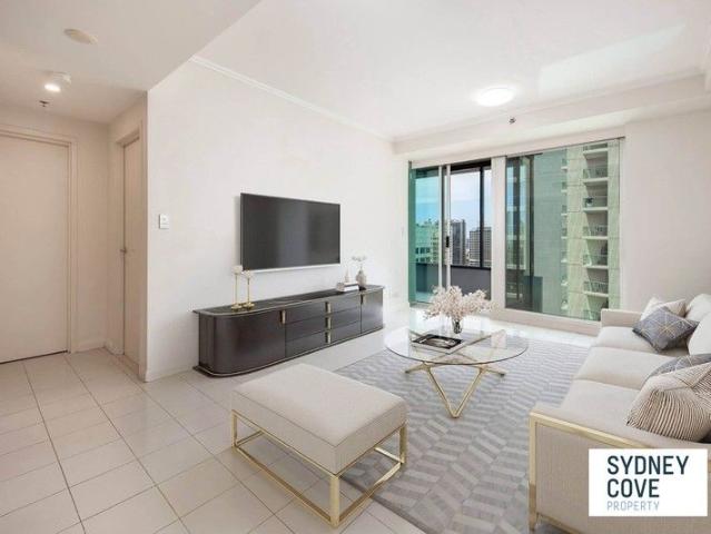 LUXURY SKY HIGH LIVING HIGH RETURNING ONE BEDROOM APARTMENT IN WORLD TOWER