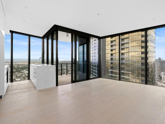 Luxury Sky High Living With Stunning Ocean Views From Level 35!