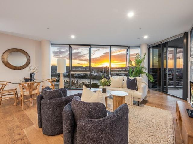 Luxury Sky Home Living in the Heart of South Brisbane