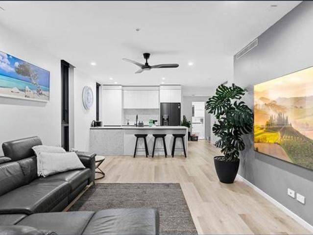 Luxury Sky Home with Breathtaking Ocean Views Unfurnished