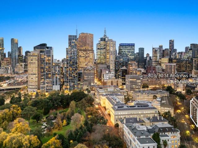 Luxury, Space & Lifestyle in one of East Melbourne's finest buildings