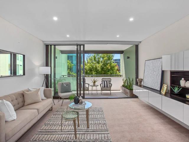 Three Balconies, Beautiful Park Views & Double Parking Apartment for Rent