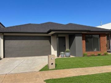 Luxury Split Living Home | Rooms for Rent, Fully Furnished & Move In Ready