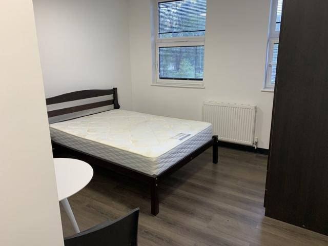 Luxury Studio Apartment – Penge – £1,100 PCM