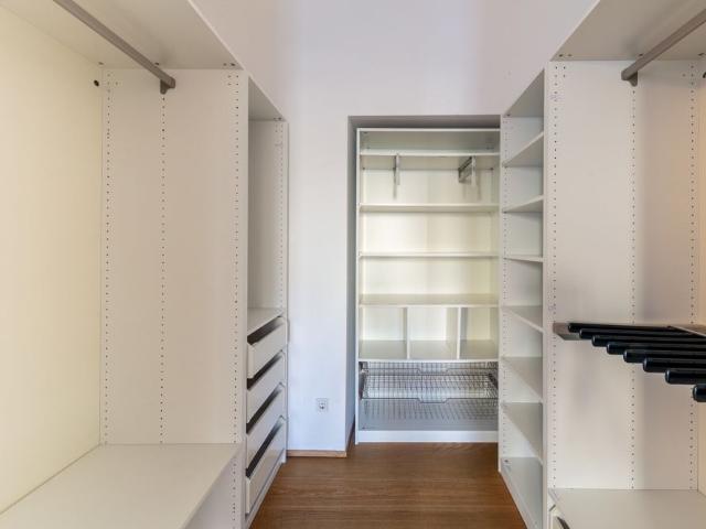 Luxury penthouse on the Danube canal with terraces and 360° views