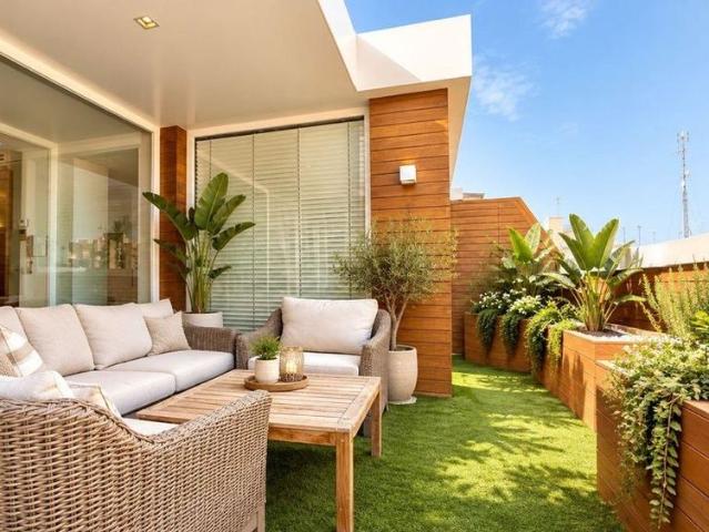 Luxury penthouse for rent in Elche, Spain