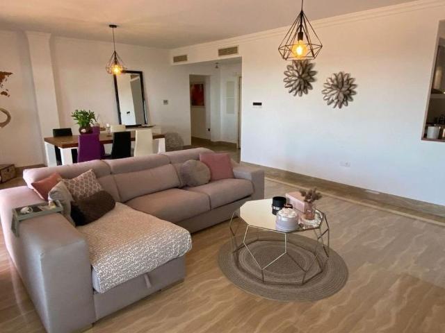 Luxury penthouse for rent in The Golden Mile, Spain