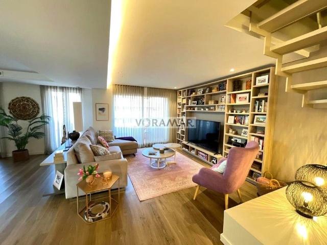 Luxury penthouse for rent in Valencia, Spain
