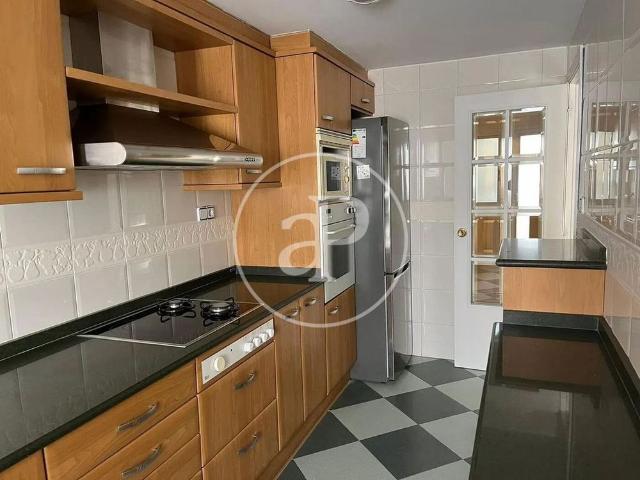 Luxury penthouse for rent in Valencia