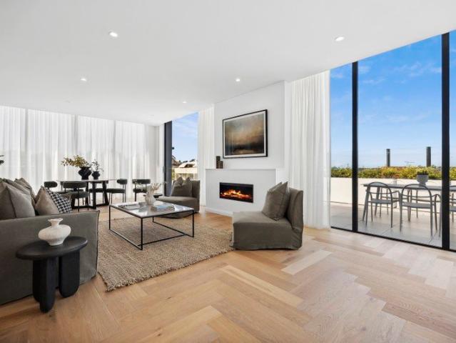 Luxury penthouse in the heart of Seaforth