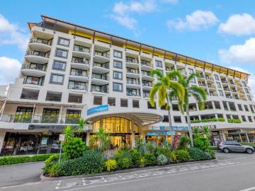 MANTRA ESPLANADE LUXURY PENTHOUSE LIVING PRICED TO SELL!
