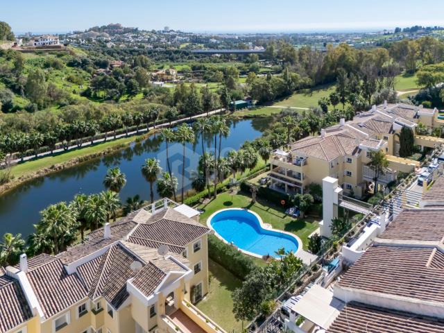 Luxury Penthouse with Sea Views – La Quinta