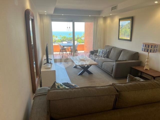 Luxury Penthouse with Stunning Sea Views in Marbella Golden Mile
