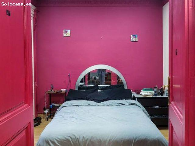 Luxury period property for sale in El Born, Barcelona: prime renovation opportunity on Marquès de l