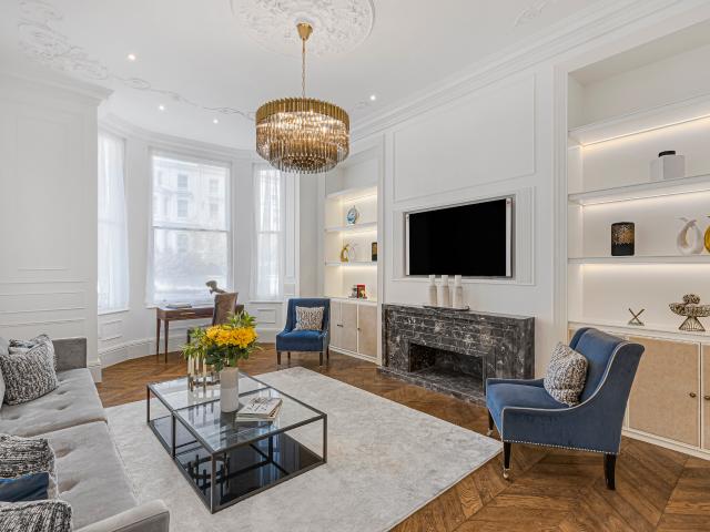 Luxury property in Kensington