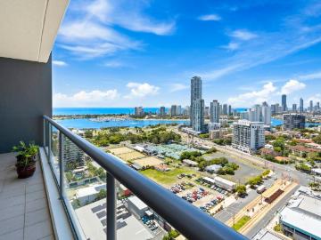 LUXURY RETIREMENT LIVING @ VICTORIA TOWERS WITH AMAZING OCEAN VIEWS