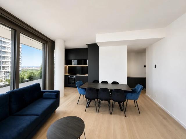 Luxury Residence fully furnished: DANUBEFLATS Vienna 21. Floor